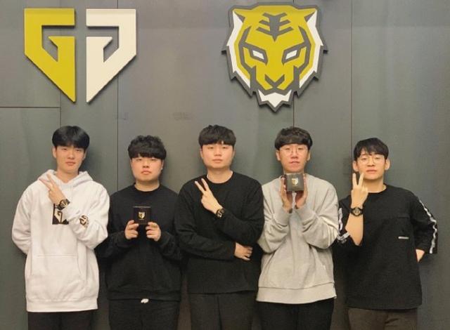 尔斯成为赛 尔斯成为赛